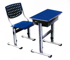 学校课桌椅高清图片与专业会议服务 细节彰显品质